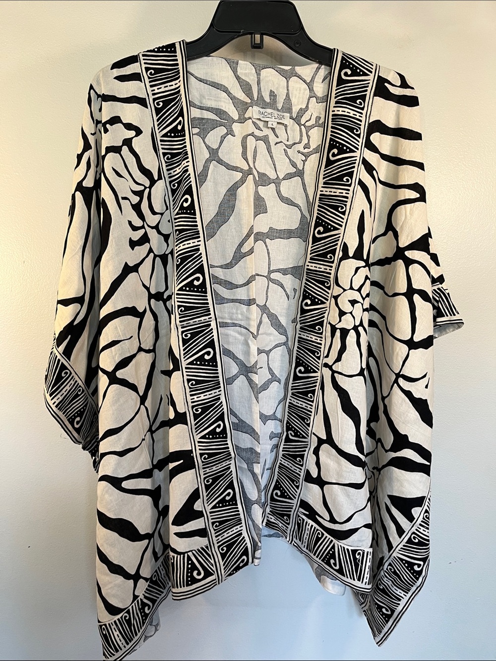 Rachel Zoe Black & White Abstract Open-Front Cape